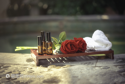 溫泉、精油、香薰、SPA 一場(chǎng)身心靈的芳香療愈之旅