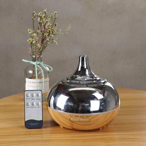 源頭廠家新款木紋鏤空香薰加濕器 智能遙控wifi家用桌面香薰機批